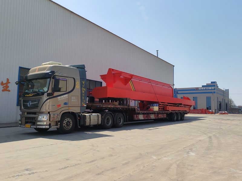 電動葫蘆門式起重機(jī) MHxh16t—32m 制作完成，發(fā)往新疆交付客戶使用。